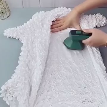 Portable Mini Ironing Machine – Compact, Powerful, Ready Anywhere!